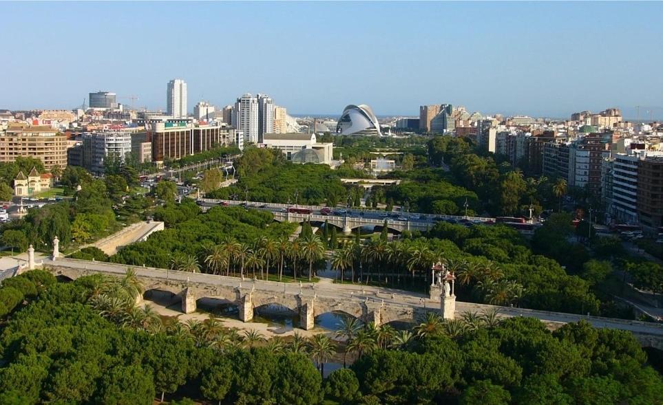 Apartamento Para 4 Personas En El Centro De Valencia, Plaza El Pilar Buitenkant foto